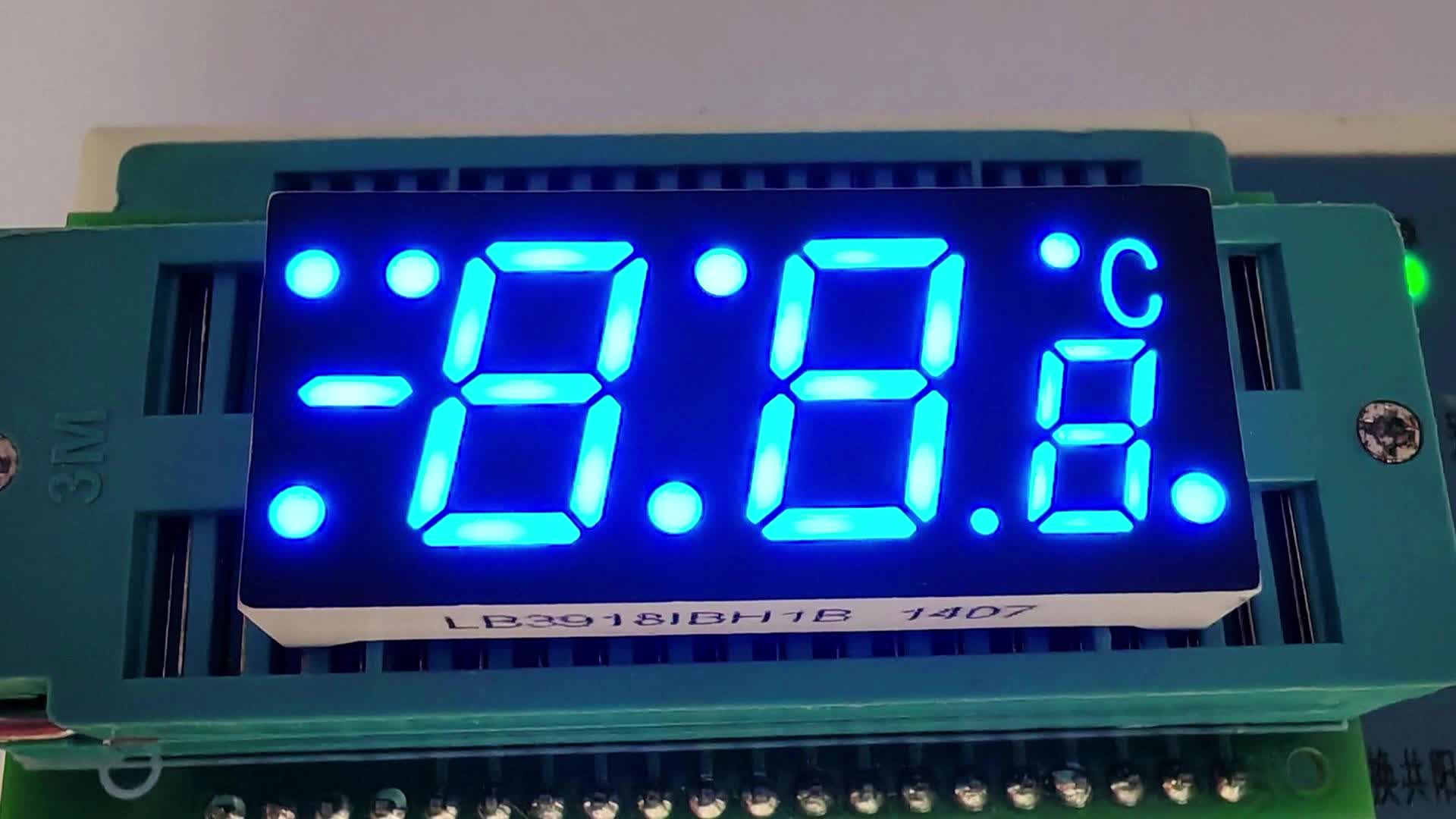 Sıcaklık ölçümü için ultra parlak mavi 7 segmentli ekran