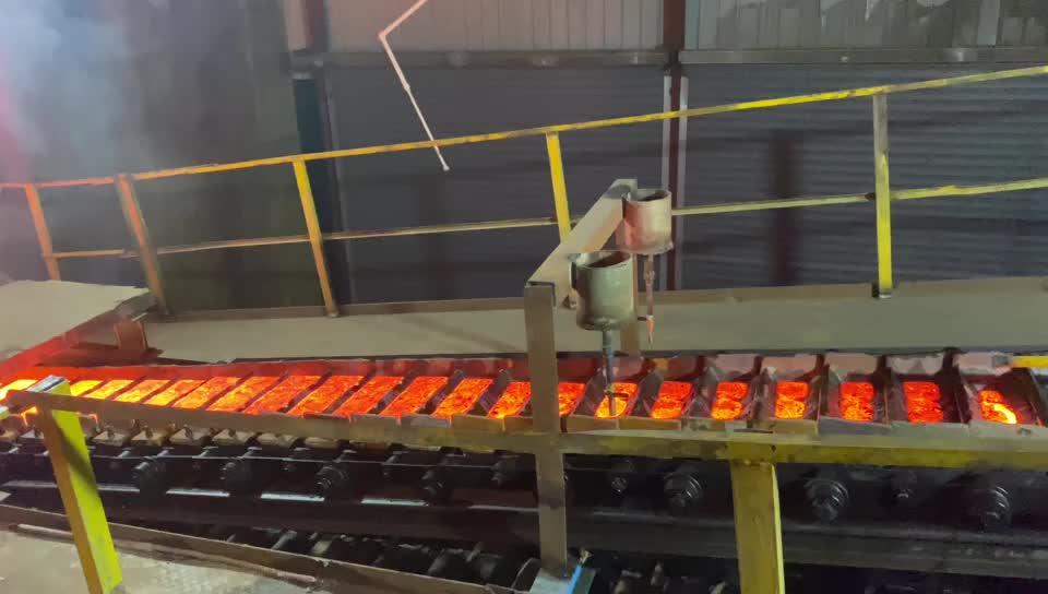 15米轻型铸铁机生产中